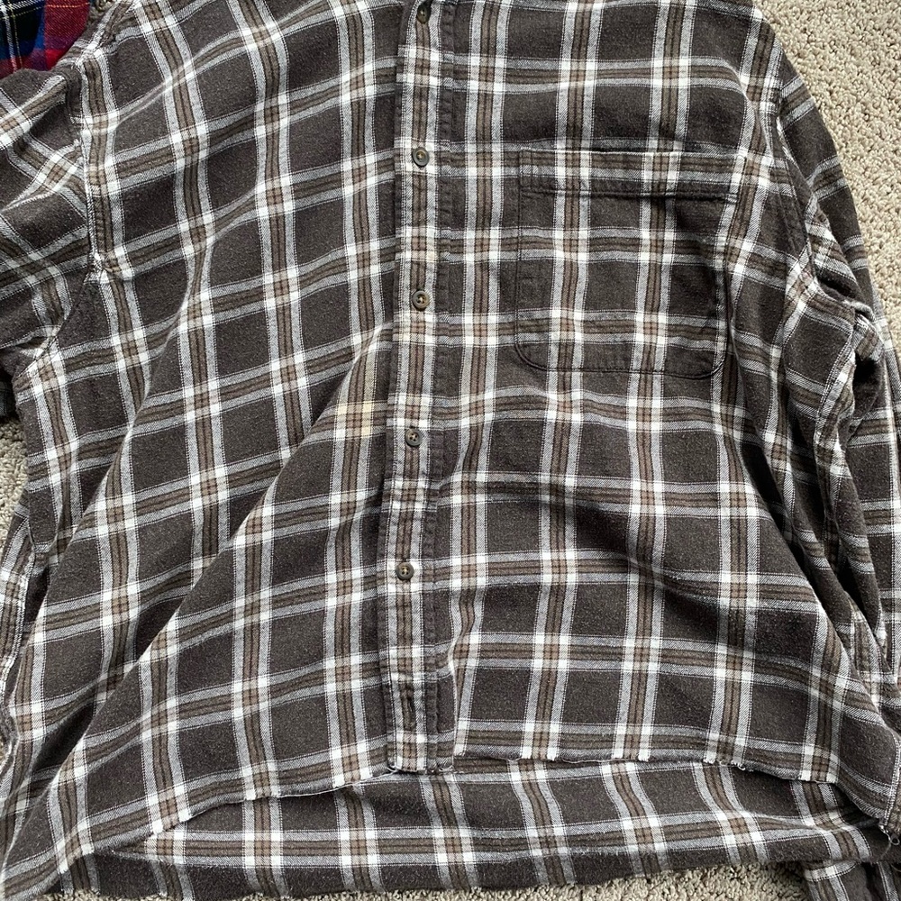 Two Cropped Winter Flannels - Picture 6 of 6